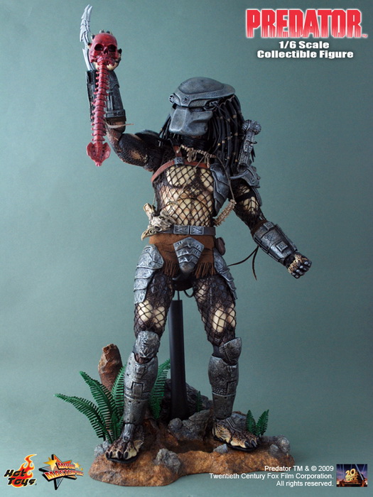 Hot Toys Brings Original Predator To Life Ybmw